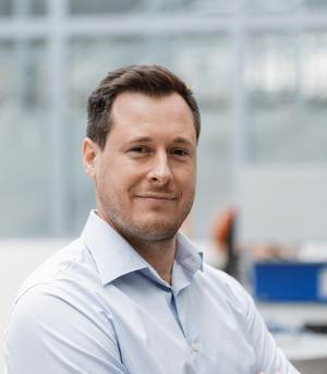 Nils Schneider, Sales expert, KHS