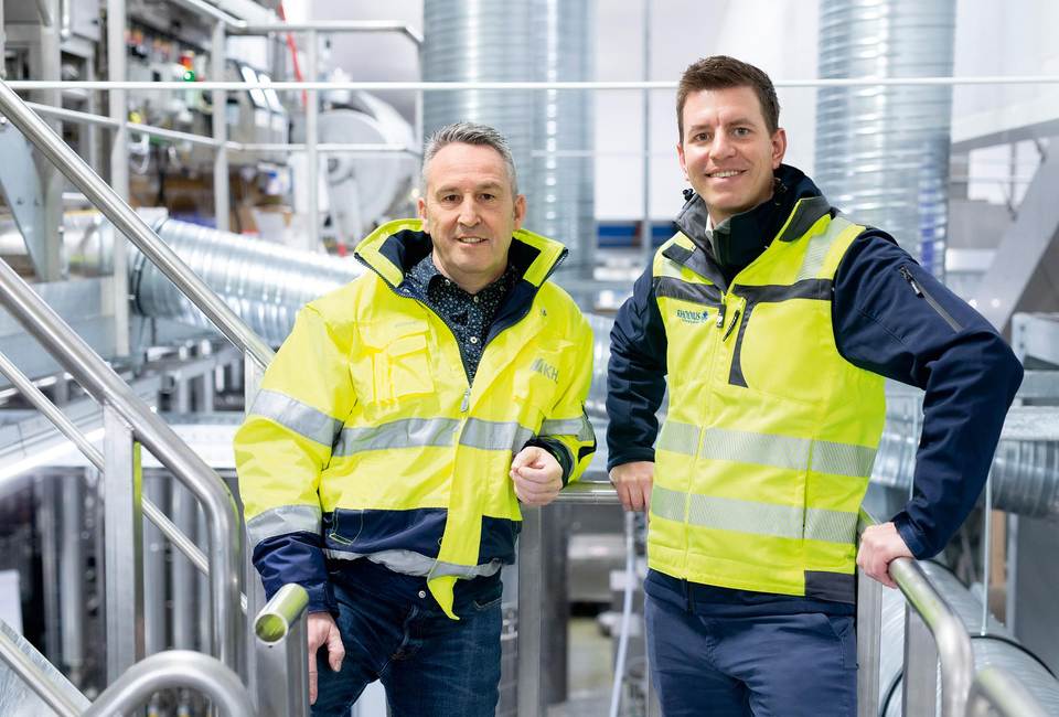 Alte Bekannte: RHODIUS-Chef Hannes Tack (rechts) mit Gerd Bodenheimer, Senior Sales Manager bei KHS.