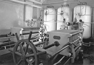 Ein Schichtenfilter der Seitz-Werke Anfang der Sechzigerjahre im Einsatz bei der Dortmunder Thier-Brauerei.